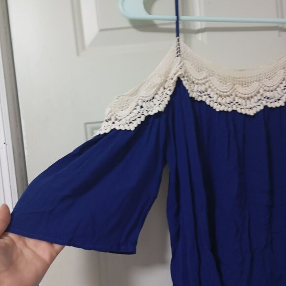Romeo & Juliet Couture Blue Lace Trim Cami Top S 3/4 Sleeve With Bare Shoulders - Picture 4 of 8